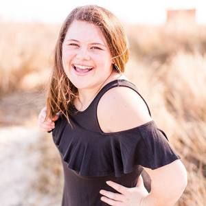 Meet your Posher, Mia